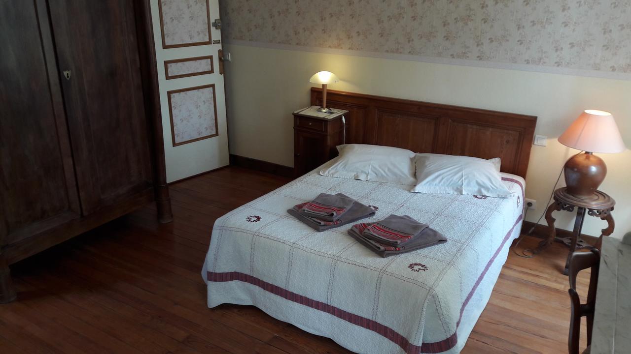 Bed and Breakfast Golf De Teynac Beychac-et-Caillau Экстерьер фото