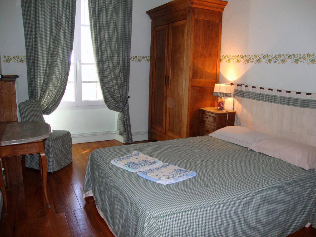 Bed and Breakfast Golf De Teynac Beychac-et-Caillau Экстерьер фото