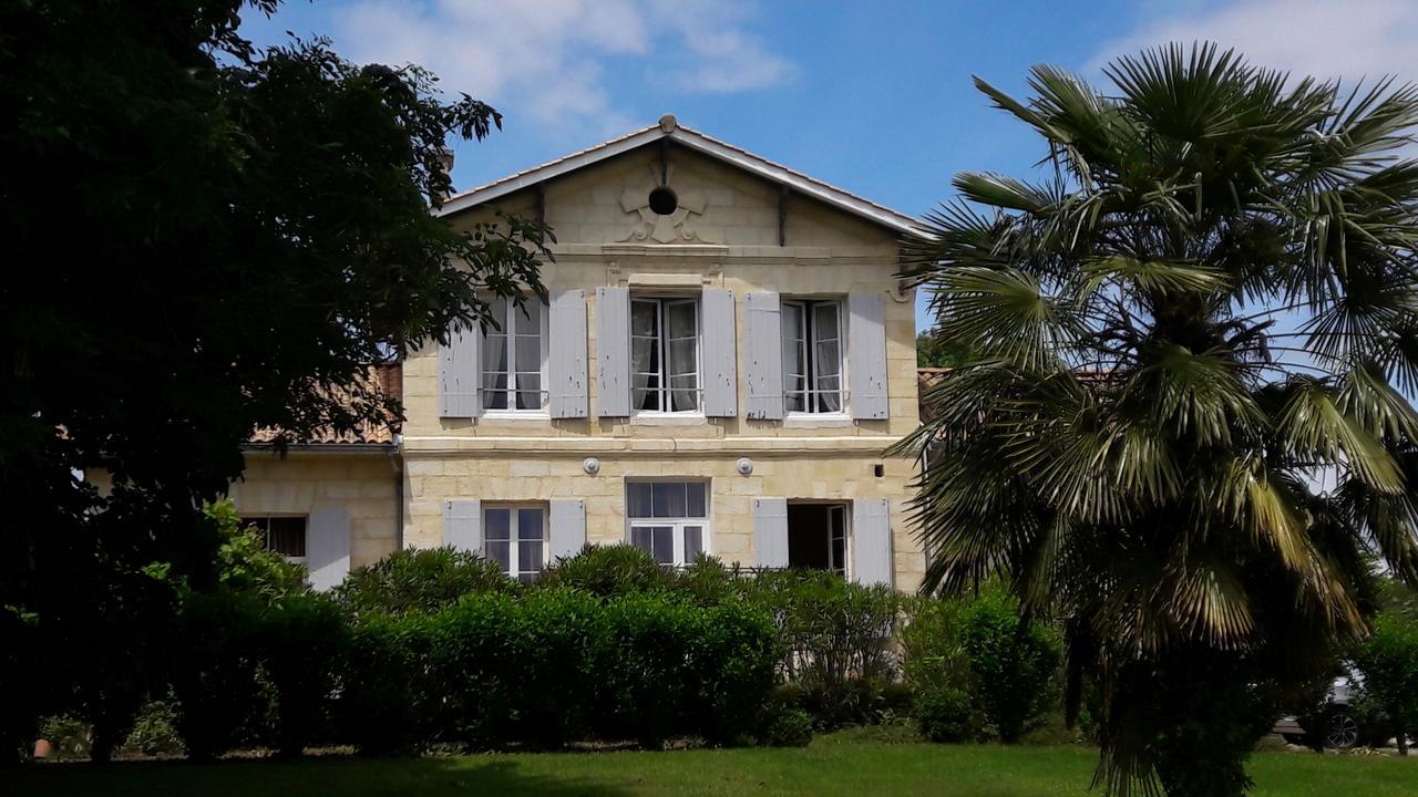 Bed and Breakfast Golf De Teynac Beychac-et-Caillau Экстерьер фото