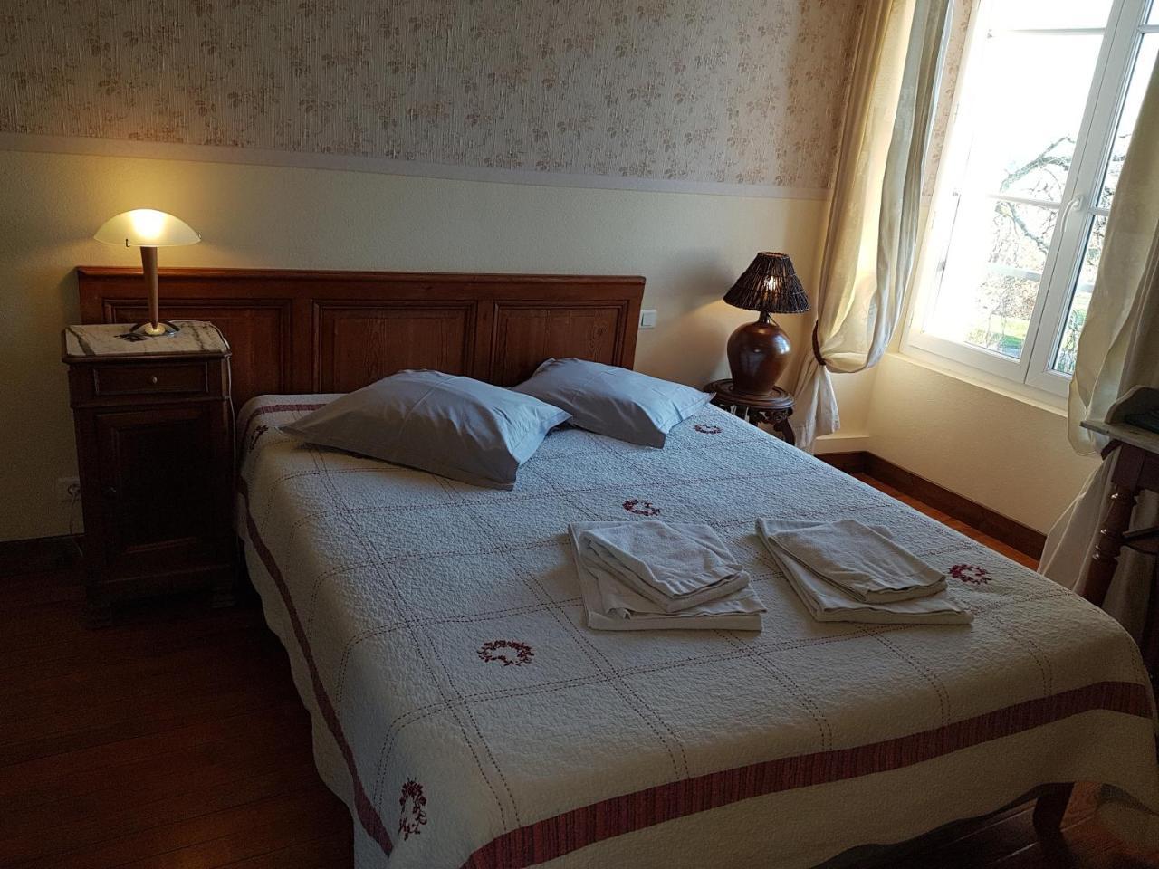 Bed and Breakfast Golf De Teynac Beychac-et-Caillau Экстерьер фото